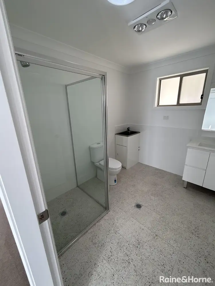 Third view of Homely house listing, 2/6 Rodgers Road, West Tamworth NSW 2340