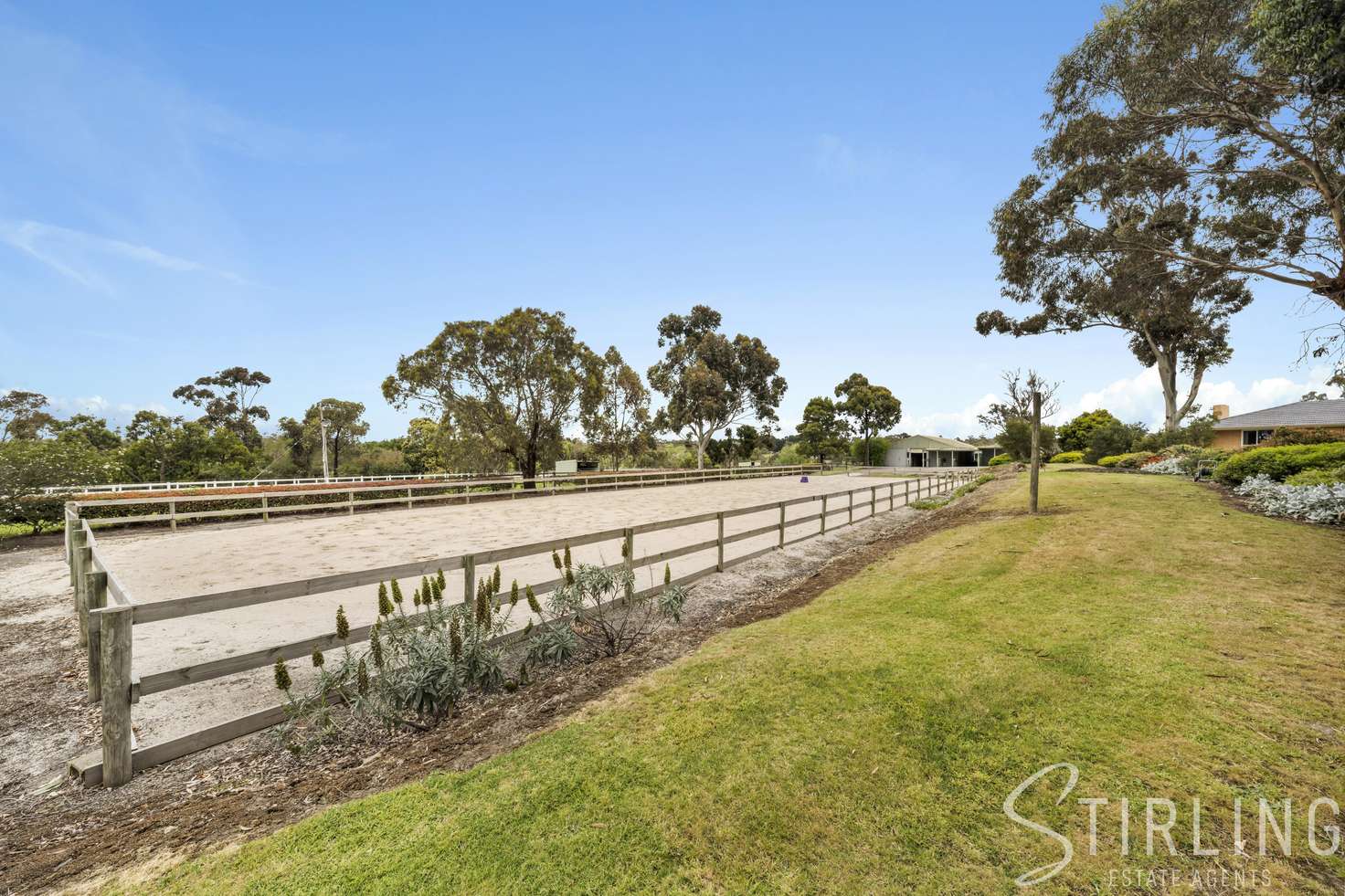 Main view of Homely acreageSemiRural listing, 15 Oakhill Road East, Pearcedale VIC 3912