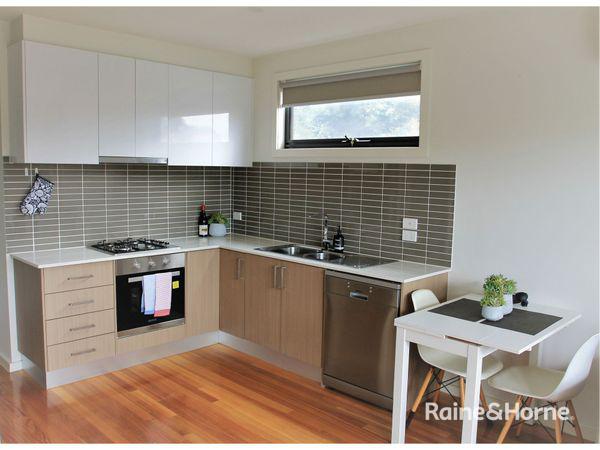 Fifth view of Homely house listing, 8/95 Sussex Street, Pascoe Vale VIC 3044