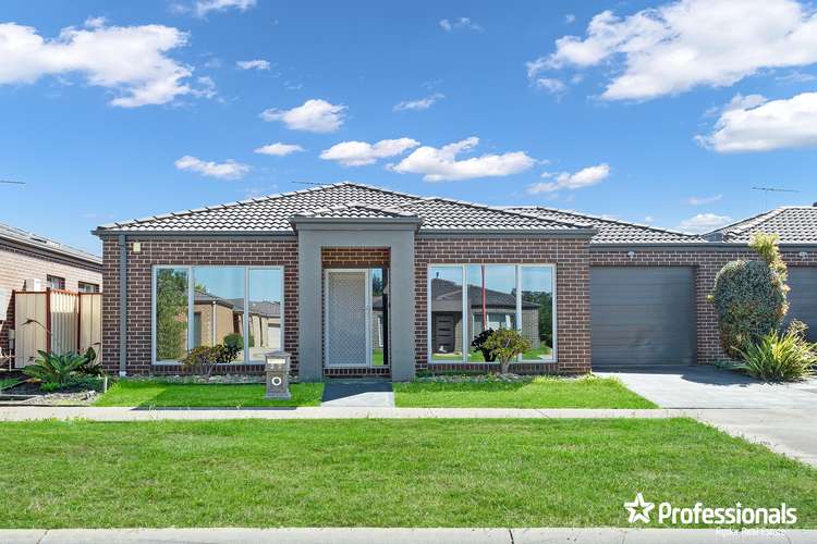 Main view of Homely house listing, 2/2 Fishburn Grove, Harkness VIC 3337