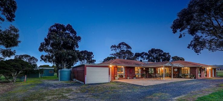Third view of Homely lifestyle listing, 150 settlement road, Sunbury VIC 3429