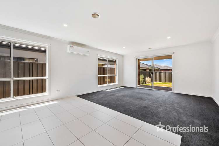 Third view of Homely house listing, 5 Atherton Way, Werribee VIC 3030