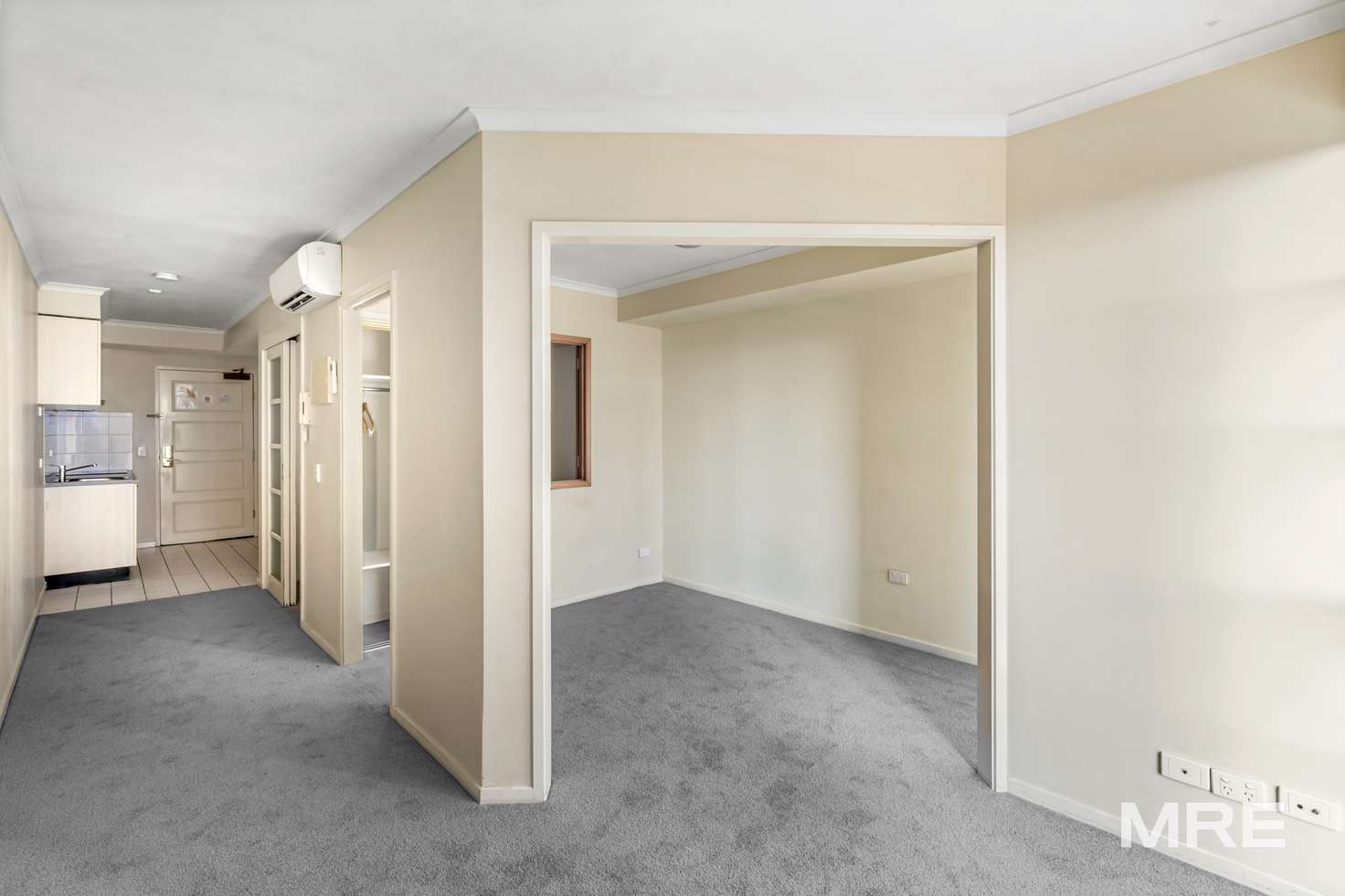 Main view of Homely apartment listing, 821/585 La Trobe Street, Melbourne VIC 3000
