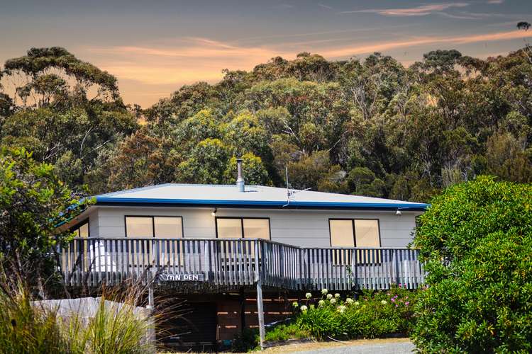 176 Main Road, Binalong Bay TAS 7216