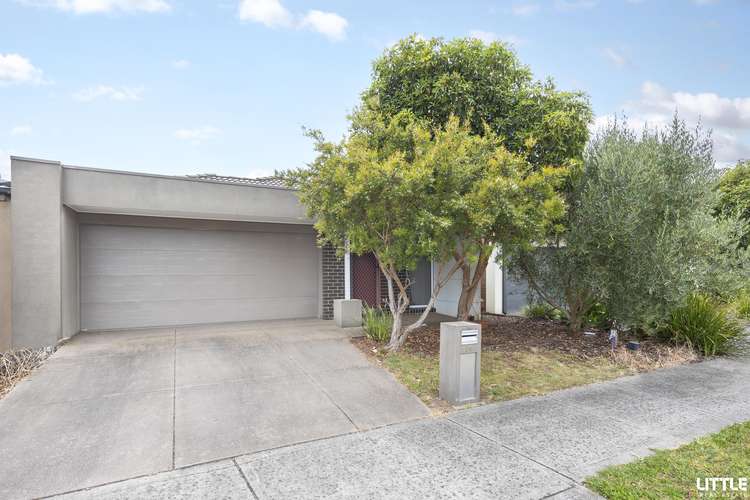 36 Edenbrook Circuit, Pakenham VIC 3810