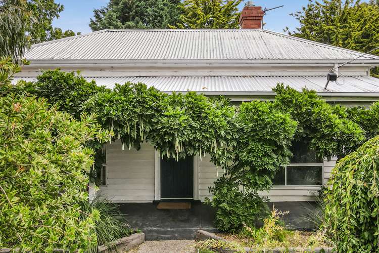22 Anslow Street, Woodend VIC 3442