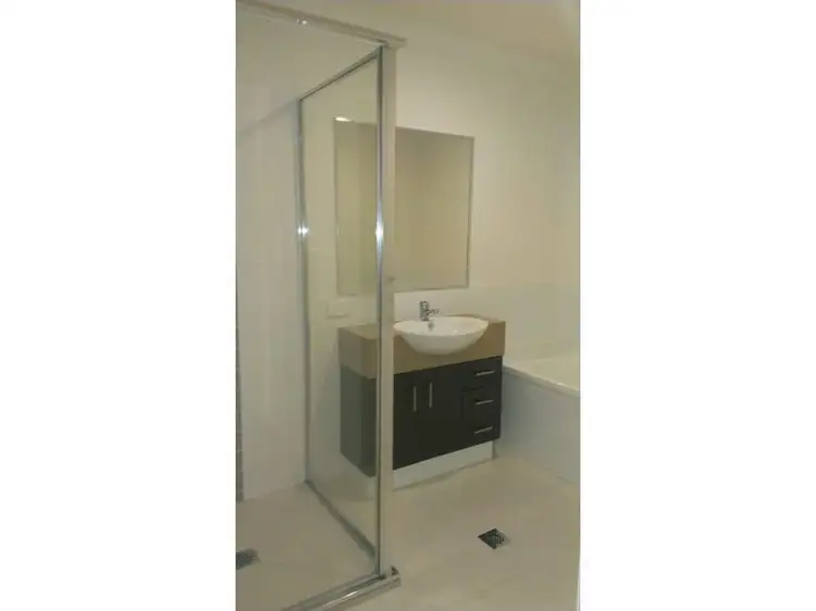 Fifth view of Homely unit listing, 2/6 Bruce Hiskens Court, Norman Gardens QLD 4701