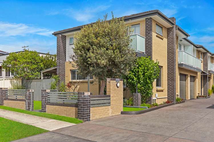 Main view of Homely townhouse listing, 1/7-9 Campbell Avenue, The Entrance NSW 2261