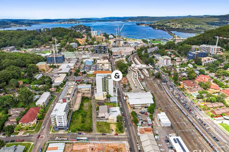 Main view of Homely apartment listing, 2/293-295 Mann Street, Gosford NSW 2250