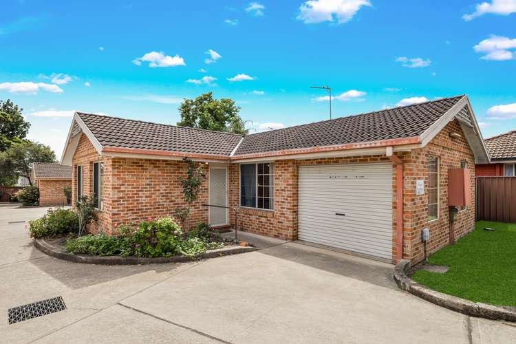 Main view of Homely villa listing, 5/39-41 Adelaide Street, Oxley Park NSW 2760