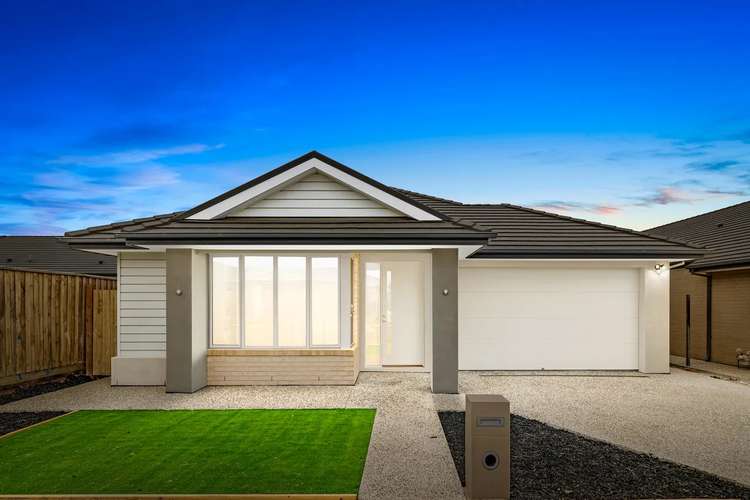 Main view of Homely house listing, 31 Cradle Circuit, Manor Lakes VIC 3024