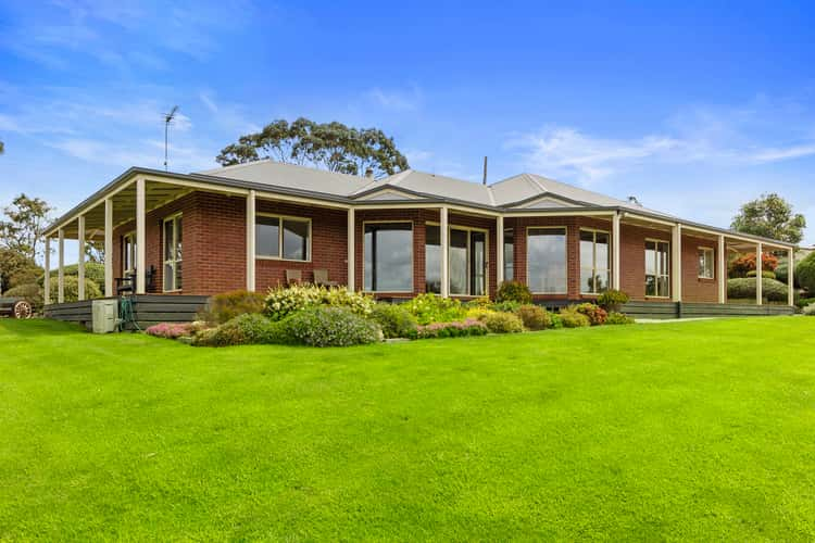 975 Falls Road, Fish Creek VIC 3959