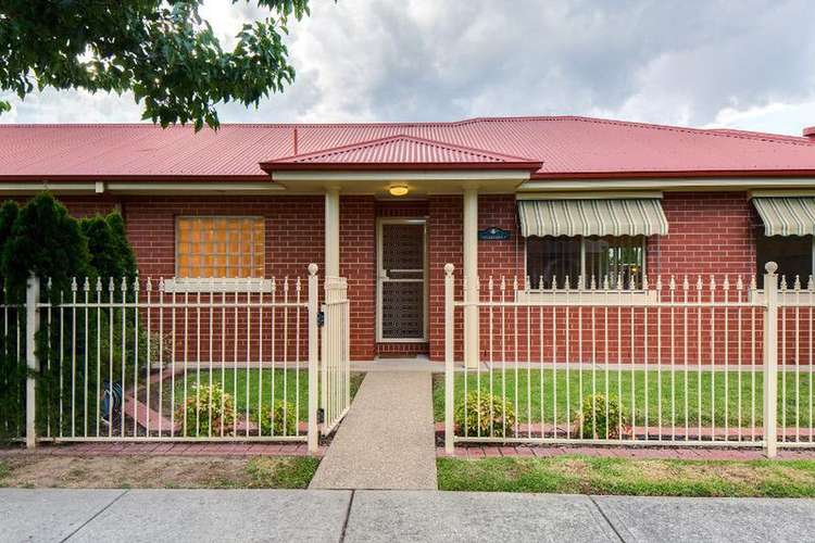 Main view of Homely house listing, 2/577 Victoria Street, Albury NSW 2640