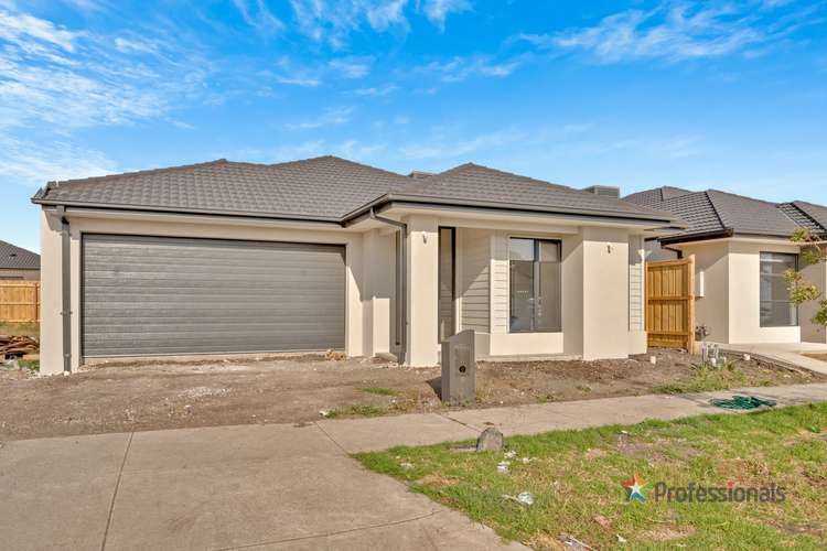 Main view of Homely house listing, 6 Magnolia Cres, Beveridge VIC 3753