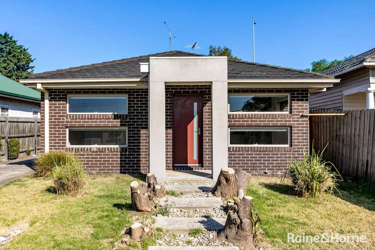 Main view of Homely townhouse listing, 1/10 Linden Street, Altona Meadows VIC 3028