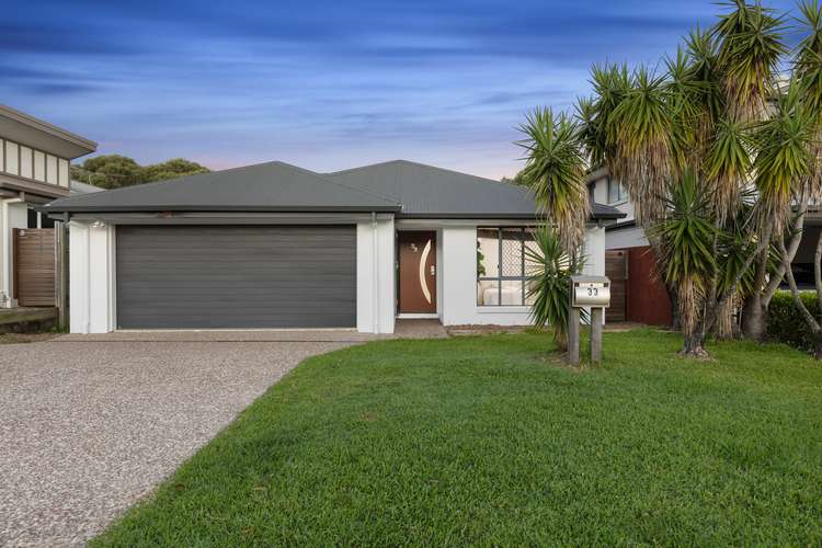 33 Worchester Cres, Wakerley QLD 4154