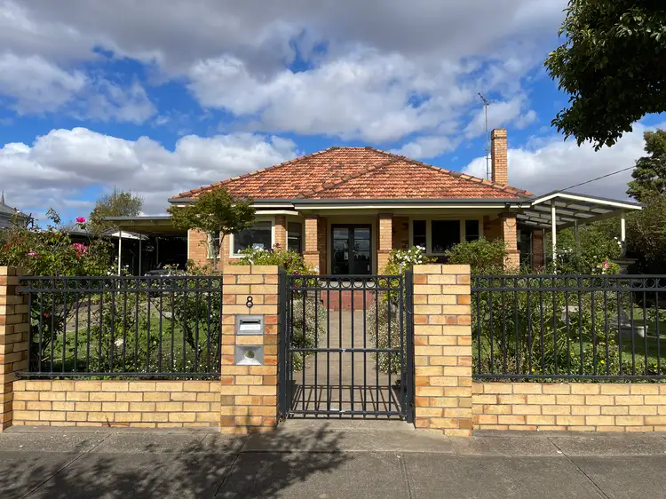 8 Lonsdale Street