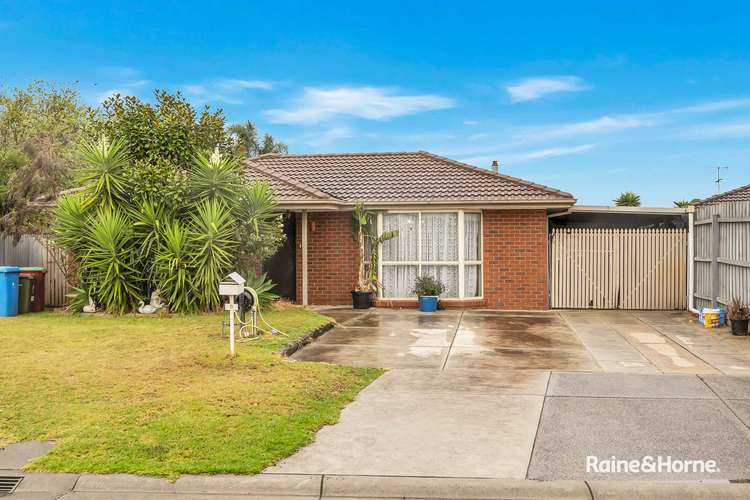 Main view of Homely house listing, 6 Flax Court, Cranbourne North VIC 3977