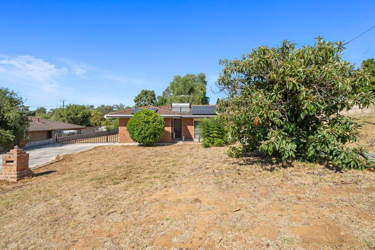 Main view of Homely house listing, 3 Moysey Court, Parmelia WA 6167