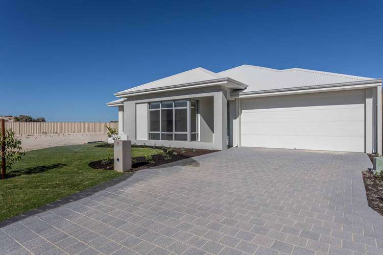 9 Almond Street, Alkimos WA 6038