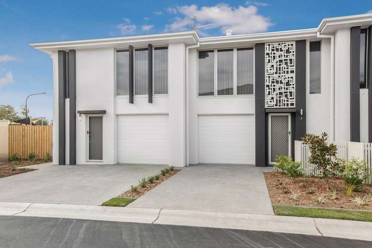 Main view of Homely townhouse listing, 7/188 Gainsborough Drive, Pimpama QLD 4209