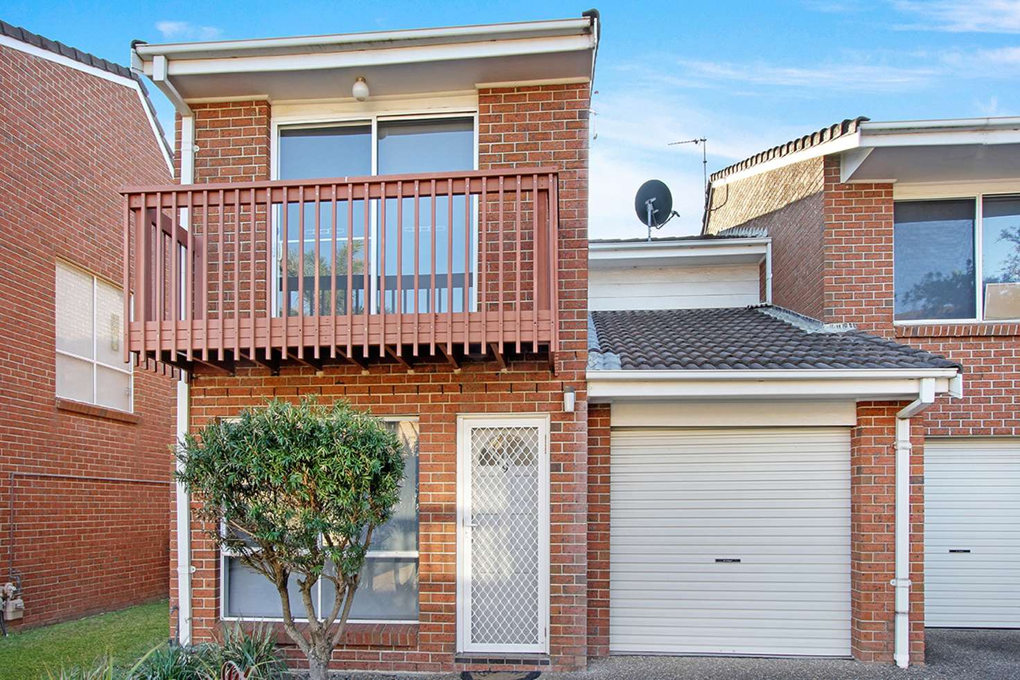 Main view of Homely townhouse listing, 9/5 Commerce Drive, Lake Illawarra NSW 2528