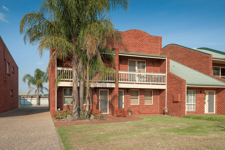 Main view of Homely townhouse listing, 1/546 Kotthoff Street, Lavington NSW 2641