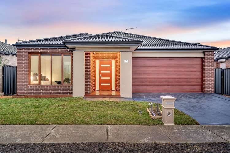 Main view of Homely house listing, 10 Rainham Avenue, Craigieburn VIC 3064