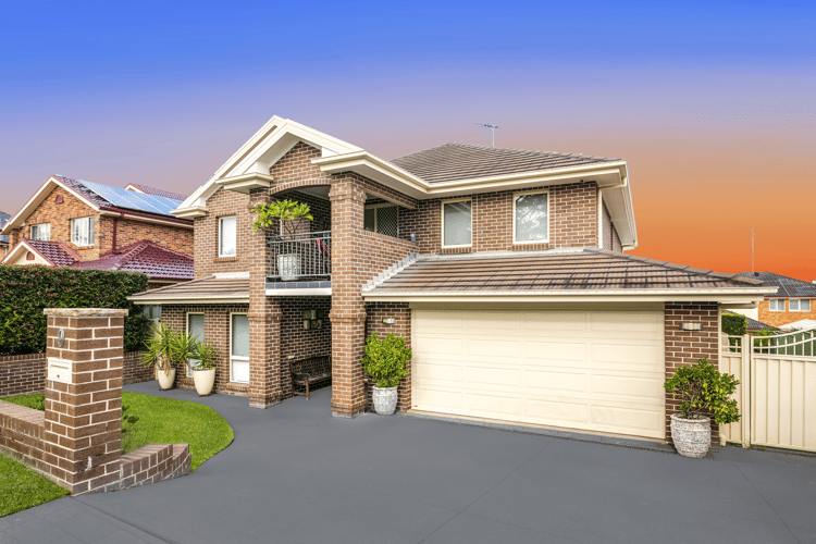 9 Crestwood Avenue, Glenmore Park NSW 2745