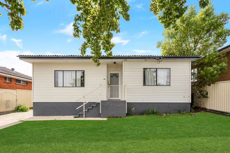 195 & 195a Carpenter Street, St Marys NSW 2760