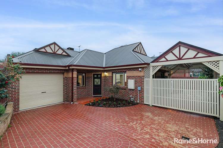 Main view of Homely house listing, 3/8 BLoomfield Avenue, Maribyrnong VIC 3032