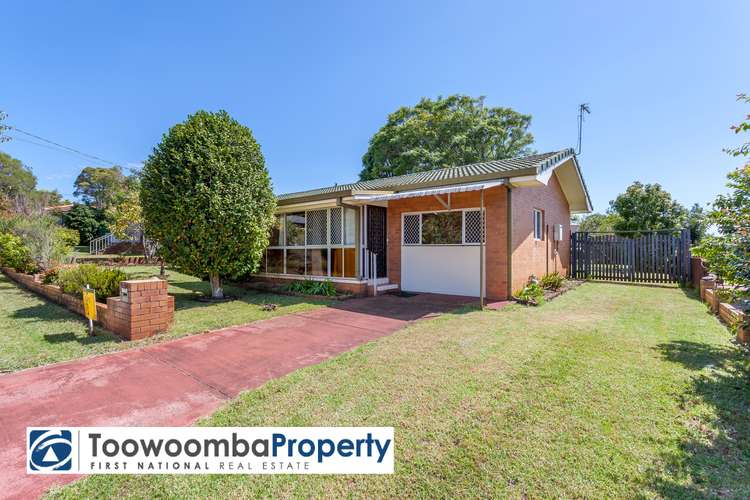 33 Knockator Crescent, Centenary Heights QLD 4350