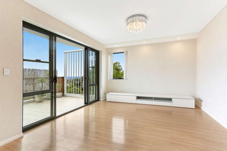 Main view of Homely unit listing, 12/10-18 Bay Street, Coogee NSW 2034