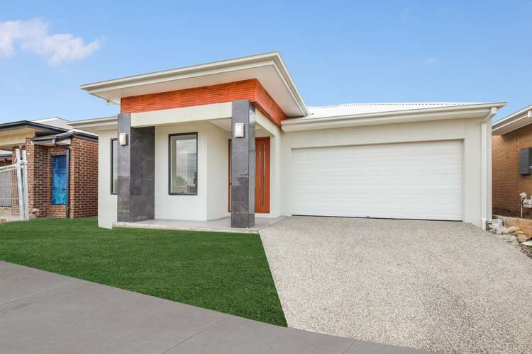 Main view of Homely house listing, 19 Haybale Circuit, Tarneit VIC 3029