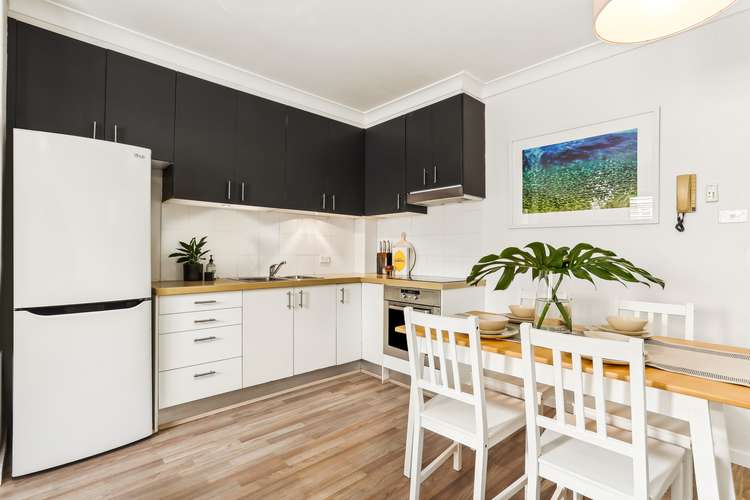 Third view of Homely apartment listing, 11/60 Roslyn Gardens, Rushcutters Bay NSW 2011