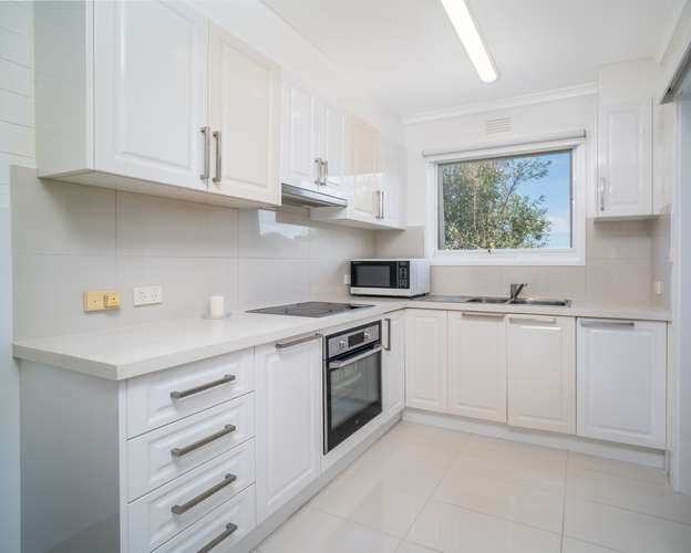 Fifth view of Homely apartment listing, 4/1-3 Betty Avenue, Mount Eliza VIC 3930