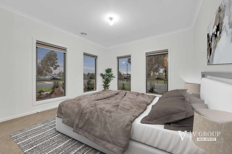 Fifth view of Homely house listing, 1 Pippa Way, Kalkallo VIC 3064