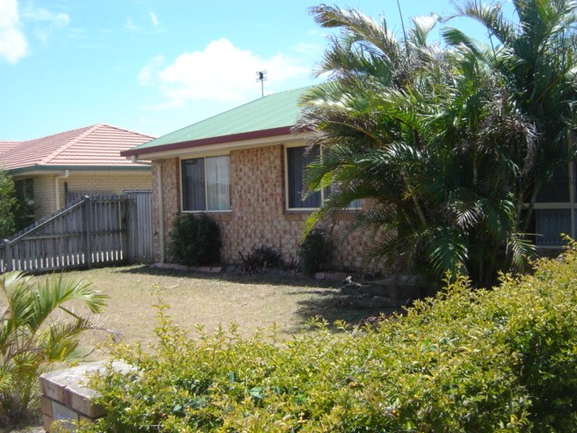 19 Hyperno Road, Point Vernon QLD 4655