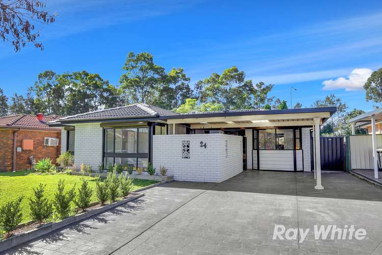 24 Augusta Place, St Clair NSW 2759
