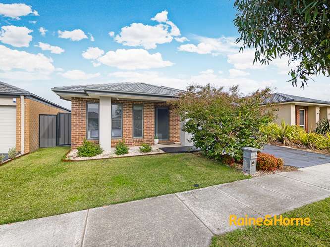 Second view of Homely house listing, 20 Elodea Way, Cranbourne North VIC 3977