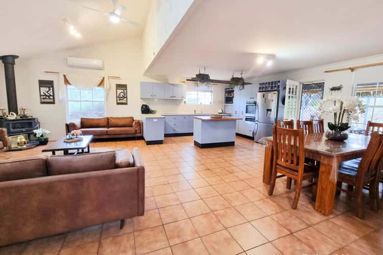 83 Donges Road, Young NSW 2594