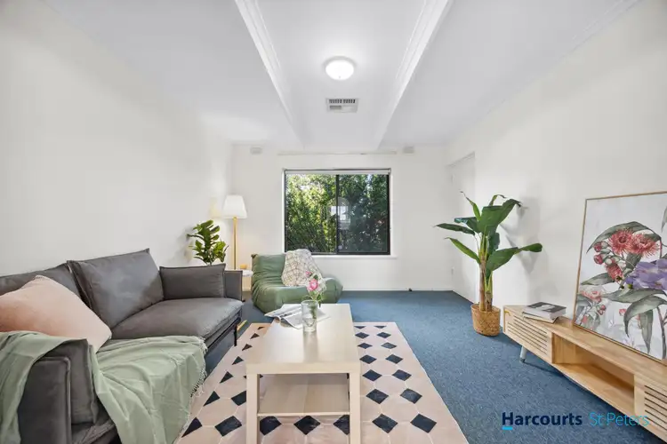 7 Clifton Street