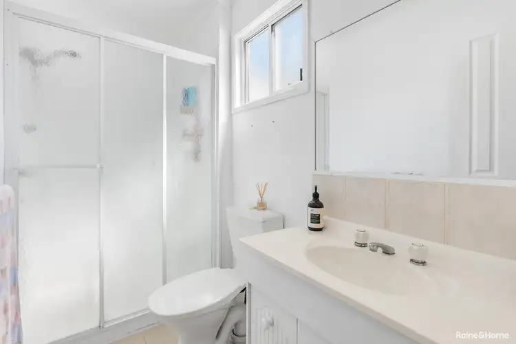 Fourth view of Homely unit listing, 2/1a Kalaroo Road, Redhead NSW 2290