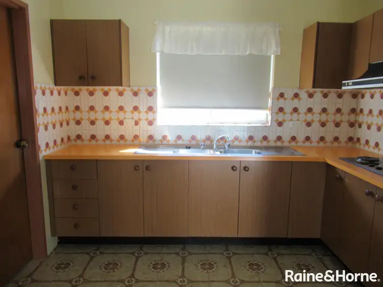 Fifth view of Homely unit listing, 161a Woodward Street, Orange NSW 2800