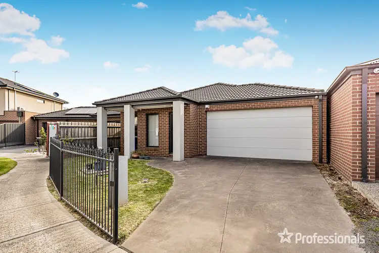 8 Bodhran Place