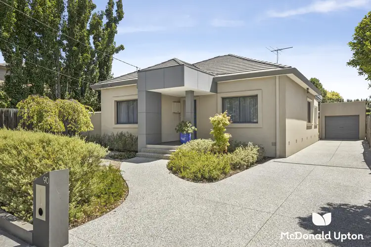 90 Forrester Street