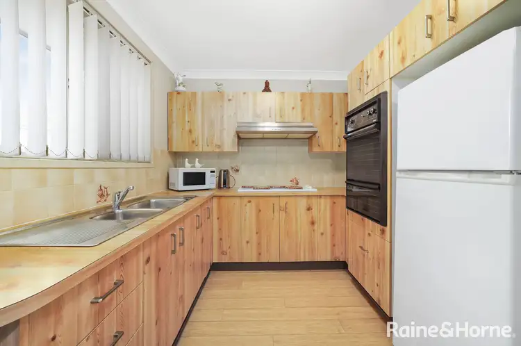 Sixth view of Homely villa listing, 4/2 Edward Street, Macquarie Fields NSW 2564