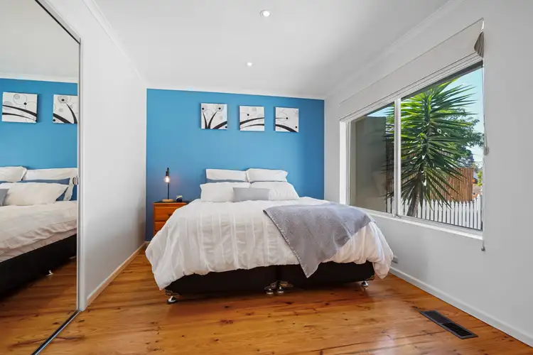 Sixth view of Homely villa listing, 2/9-11 Delacombe Court, Cheltenham VIC 3192