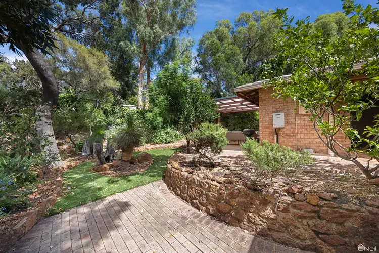 6 Blackwood Drive