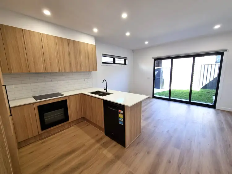 Fourth view of Homely townhouse listing, 2/39 Charles Street, St Albans VIC 3021
